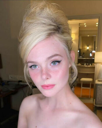 Elle Fanning