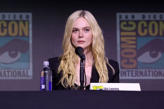 Elle Fanning