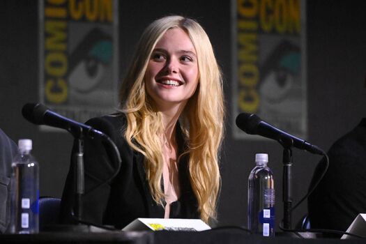 Elle Fanning