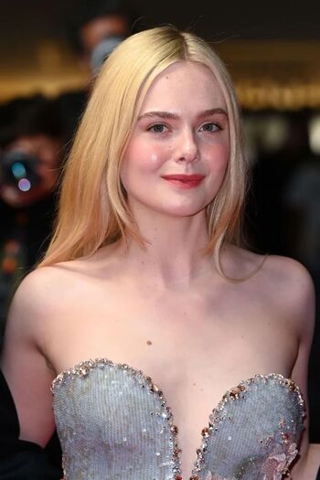 Elle Fanning