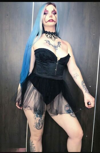 Ellen Natalia