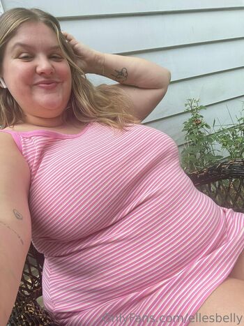 ellesbelly