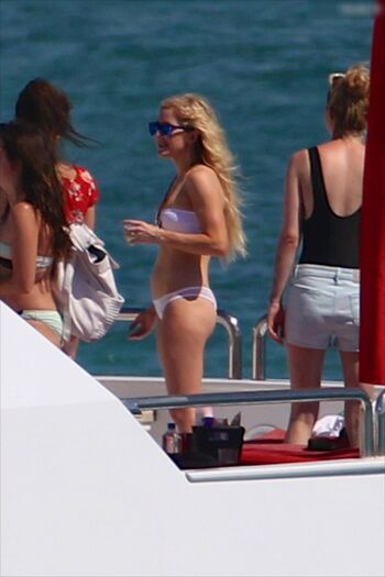 Ellie Goulding
