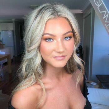 elouise_cameron