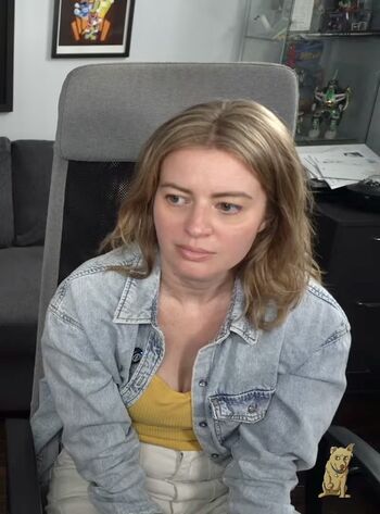 Elyse Willems