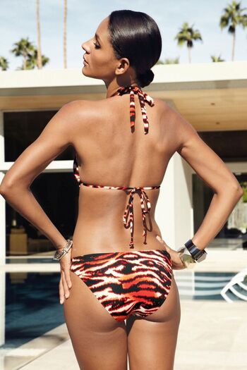Emanuela De Paula
