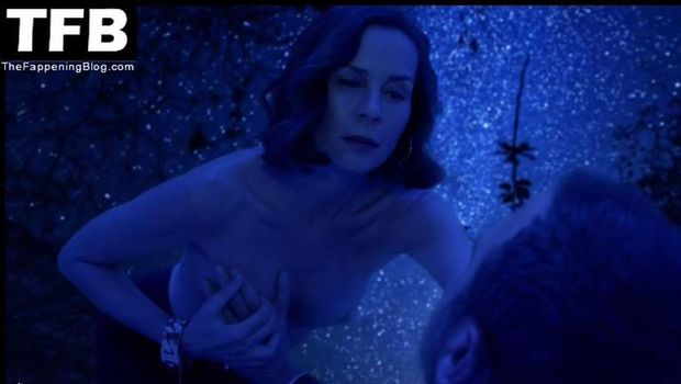 Embeth Davidtz
