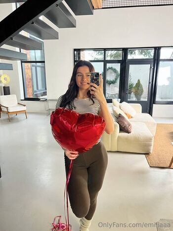 EmiliAAA