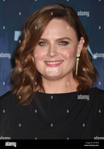 Emily Deschanel