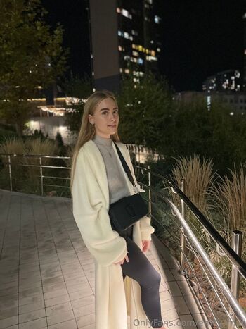 Emily_militom