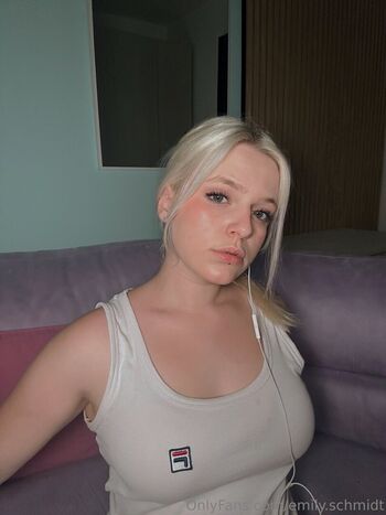 emily.schwarz