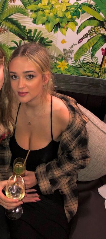 emily_yyoung