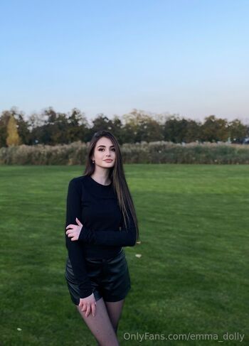 emma_dolly