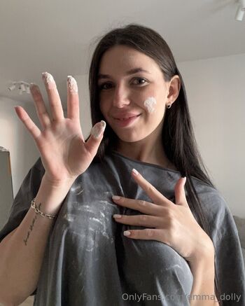emma_dolly