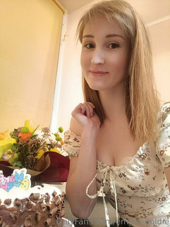 emma-goldie