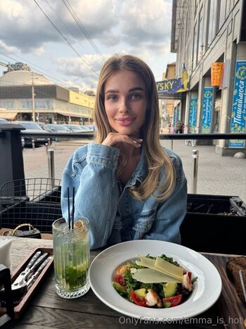 emma_is_hot