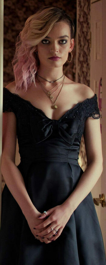 Emma Mackey