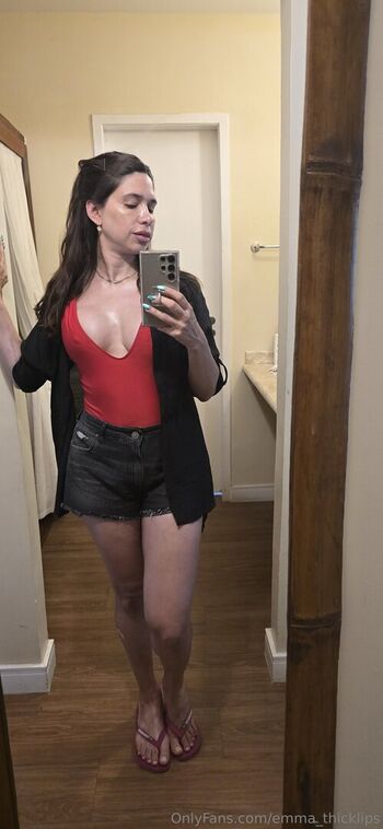 emma_thicklips
