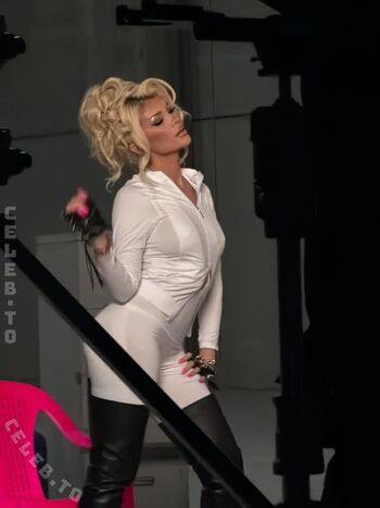 Era Istrefi