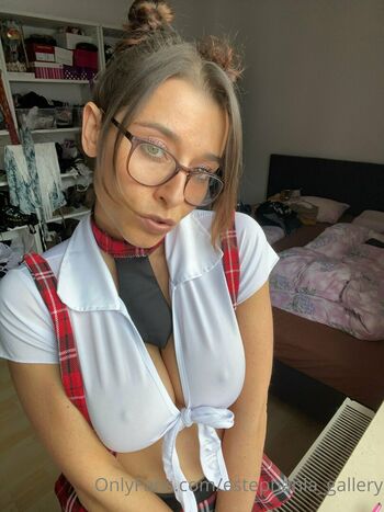 estephania_gallery