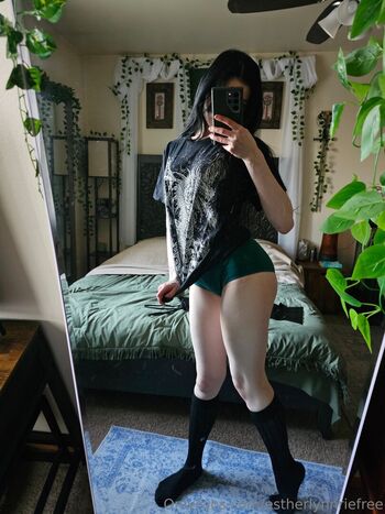 estherdollettefree