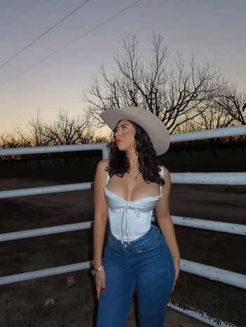 Estrella Stefanie Martinez