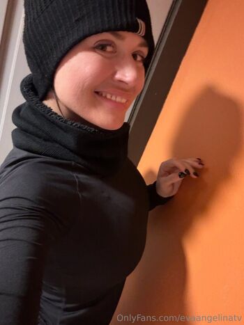 Eva Angelina