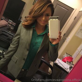 Eva Angelina