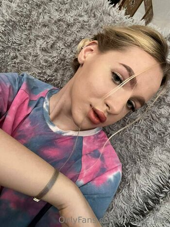 eveline_hot