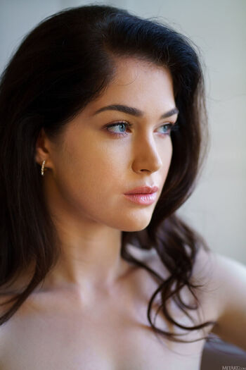 Evelyn Claire