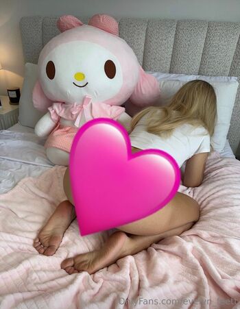 evelyn_feett