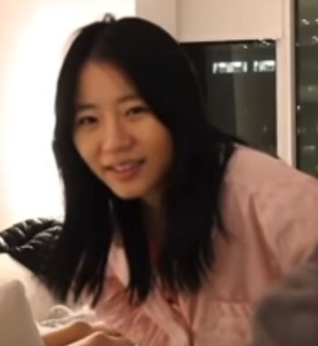Evelyn Ha