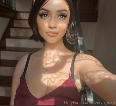 evelyn_luxe