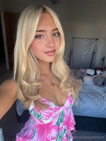 eviesummerr