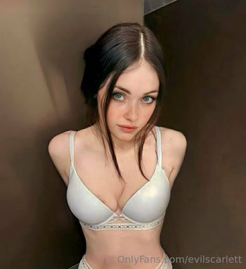evilscarlett