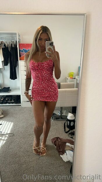 exoticcalihotwife