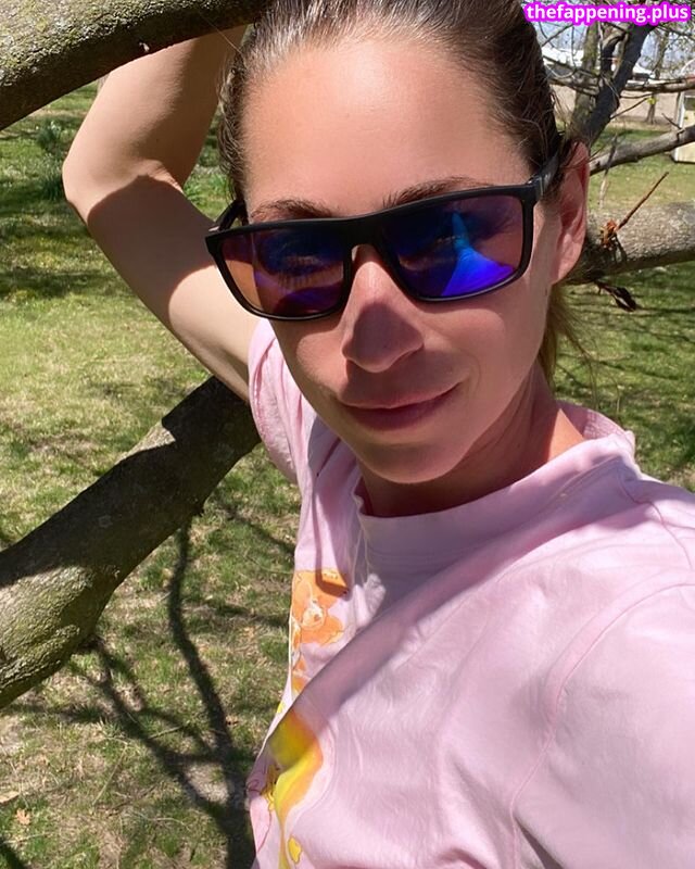 Famous Yoga Teacher Tara Stiles