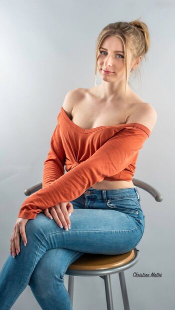 fay_zoe