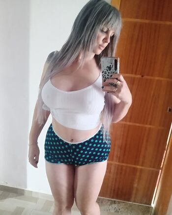 Felina_Cris