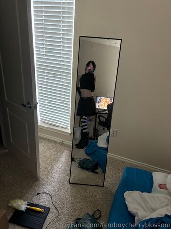 femboycherryblossom
