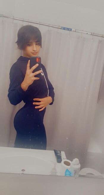 femboythickpeach