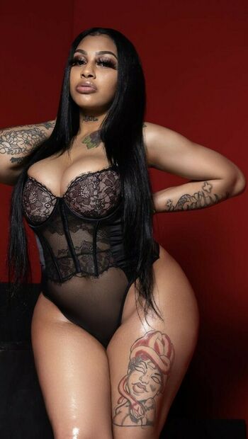 fineassyonna