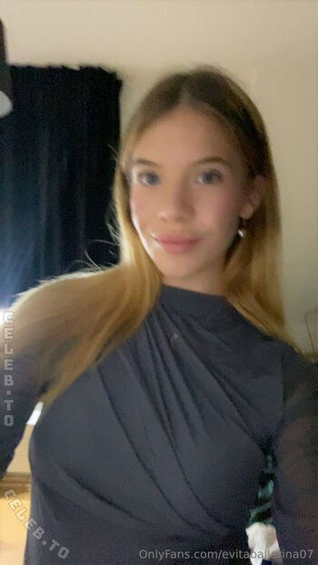 Fiona Ballerina