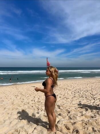 Flávia Saraiva