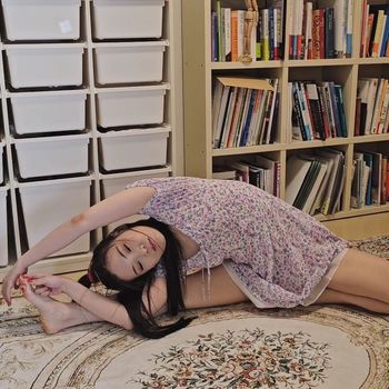 Flexible Beauties