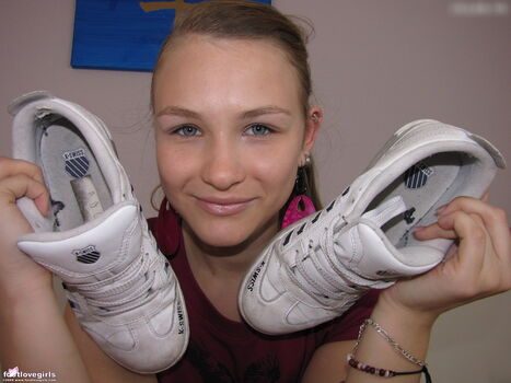Footlovegirls
