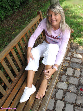 Footlovegirls