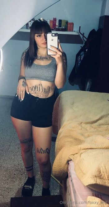 foxxy_red