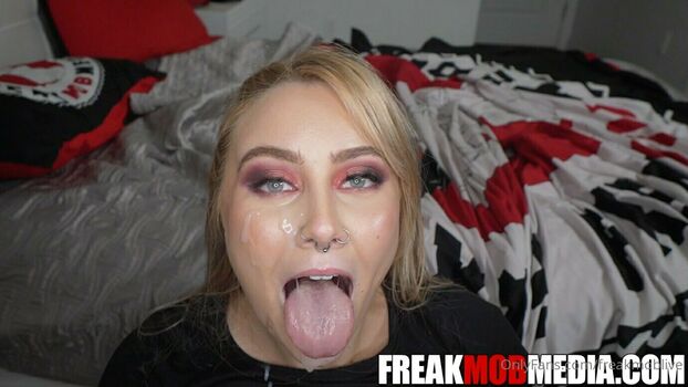 freakmoblive