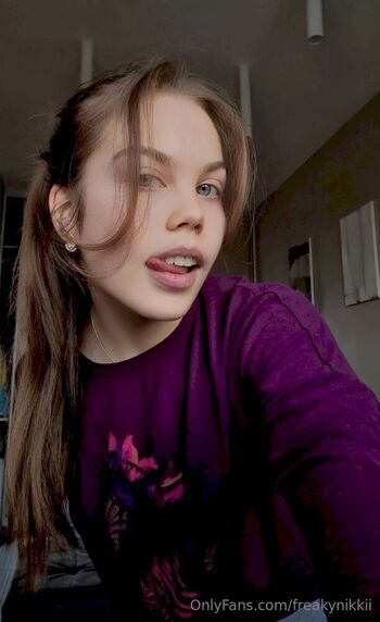 freakynikkii